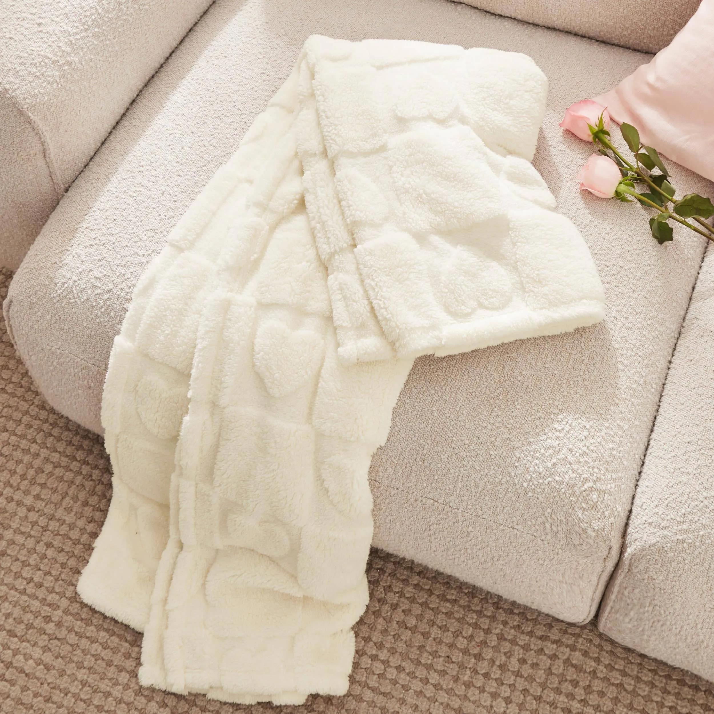 Arch Shaggy Sherpa Fleece Blanket