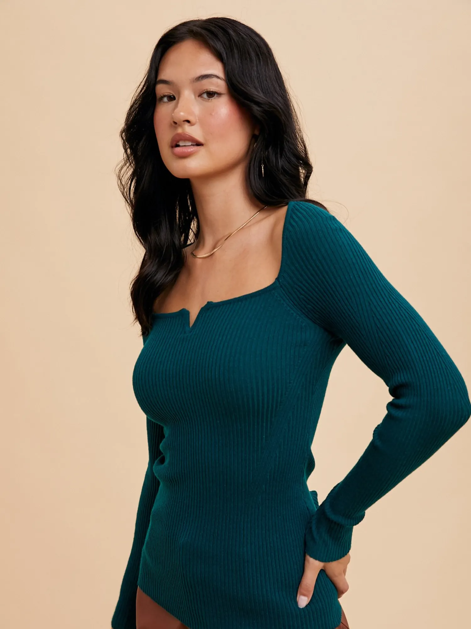 Aubrey Ribbed Knit Notched V-Neck Knit Top (Emerald Teal)