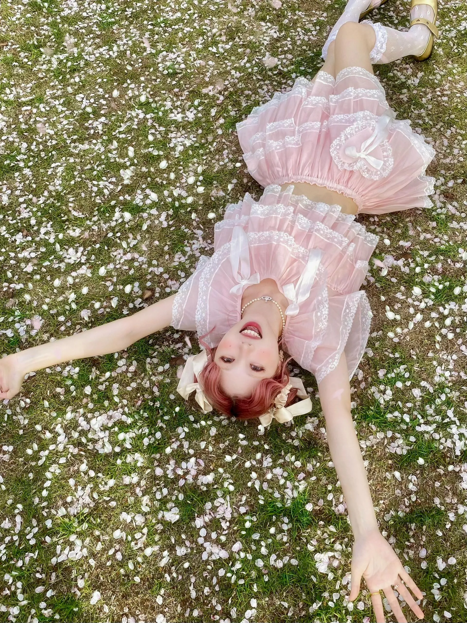 [August Unicorn] The blooming dream crop top and skirt set