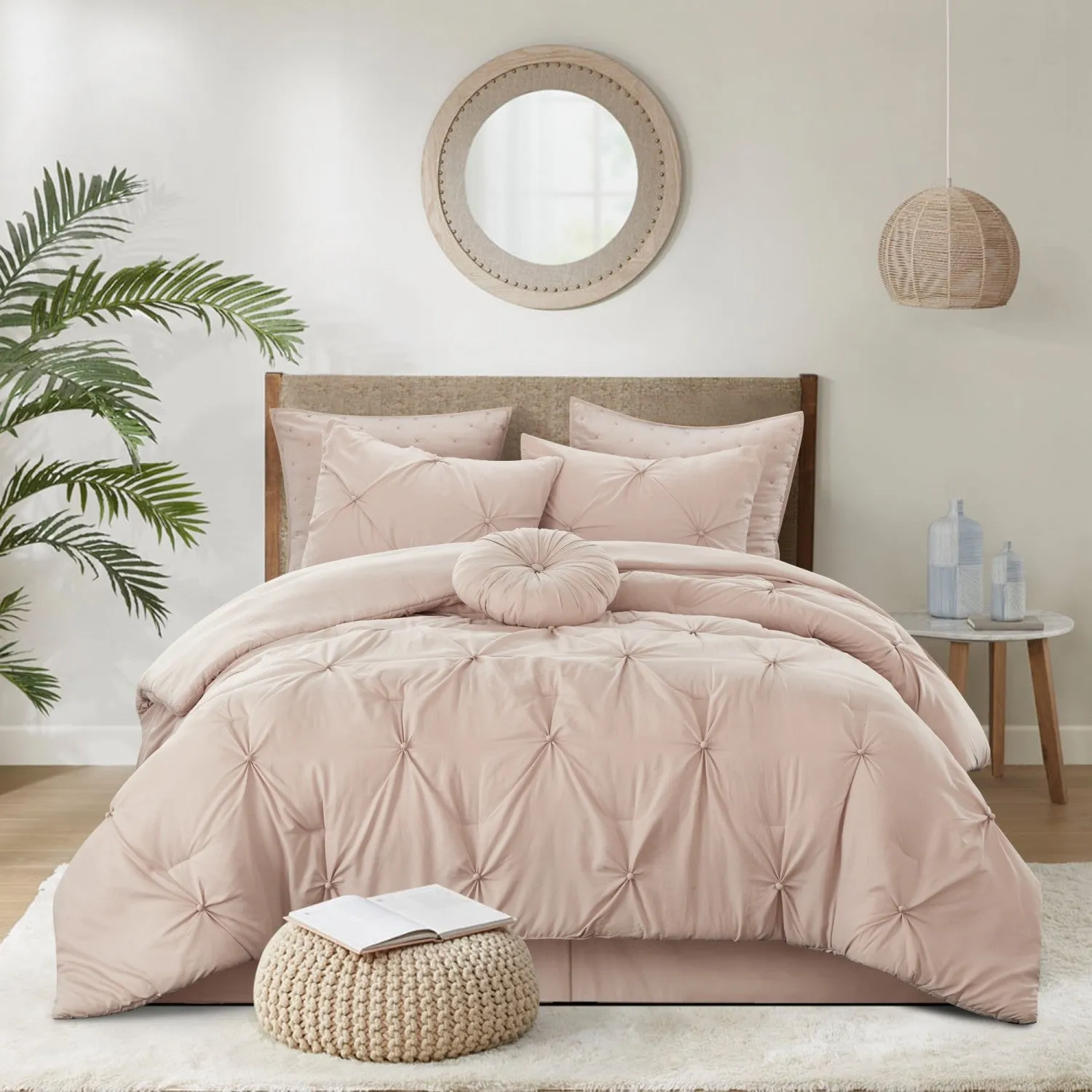 Kiana Comforter Set