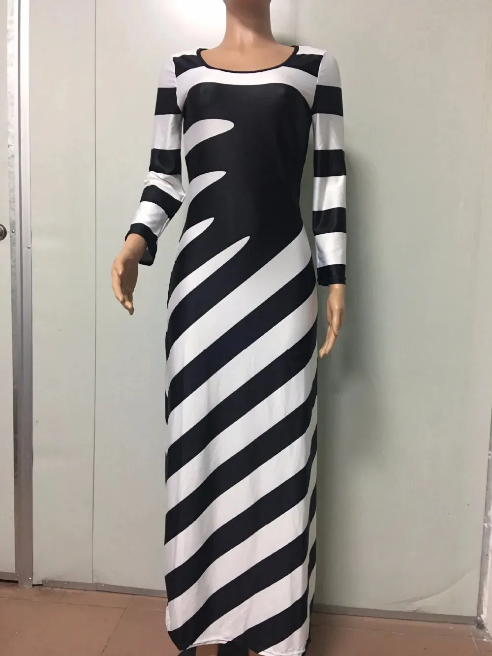 Long Sleeved Black And White Maxi Dress