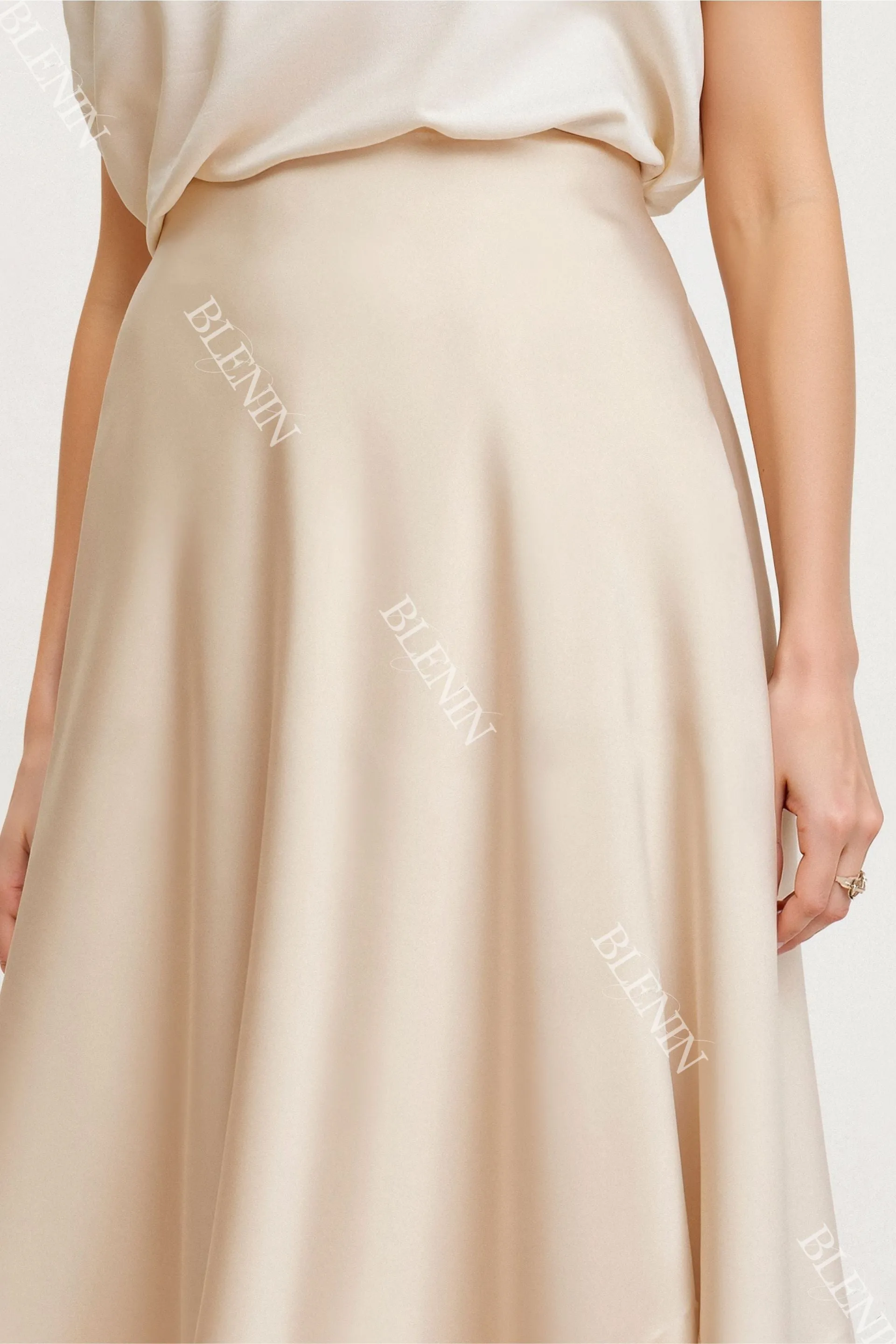 Old Money Solid High Waist Draped Midi Skirt