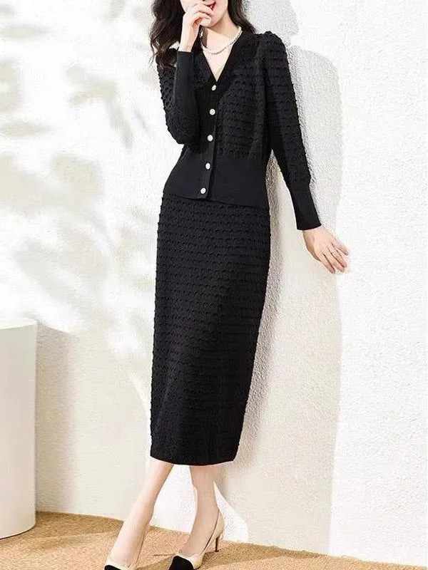 V -neck Single Buckle Knitted Sweater and Pencil Skirt